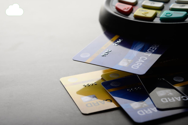 Những ưu điểm và nhược điểm của dịch vụ đáo hạn thẻ tín dụng